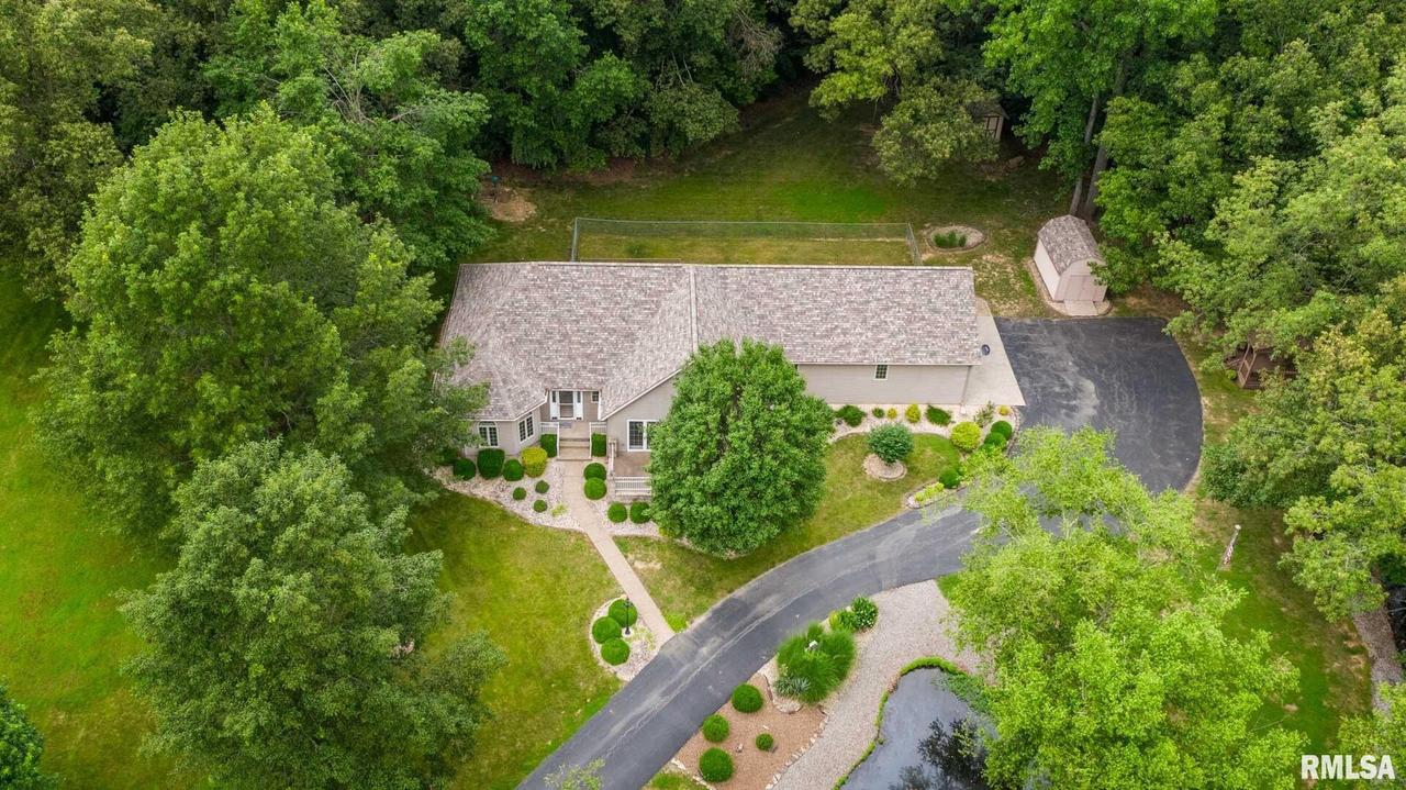 10415 Chayla Rd., Marion, IL 62959