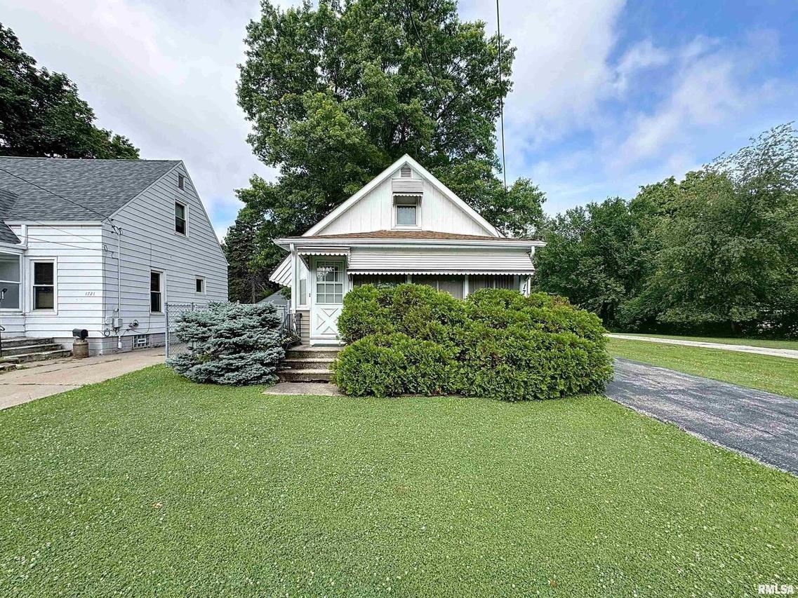 1717 31st St. #A, Moline, IL