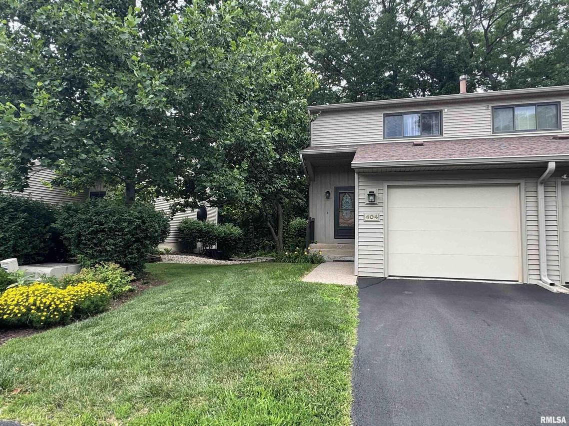 2809 12th Ave. #404, Rock Island, IL 61201