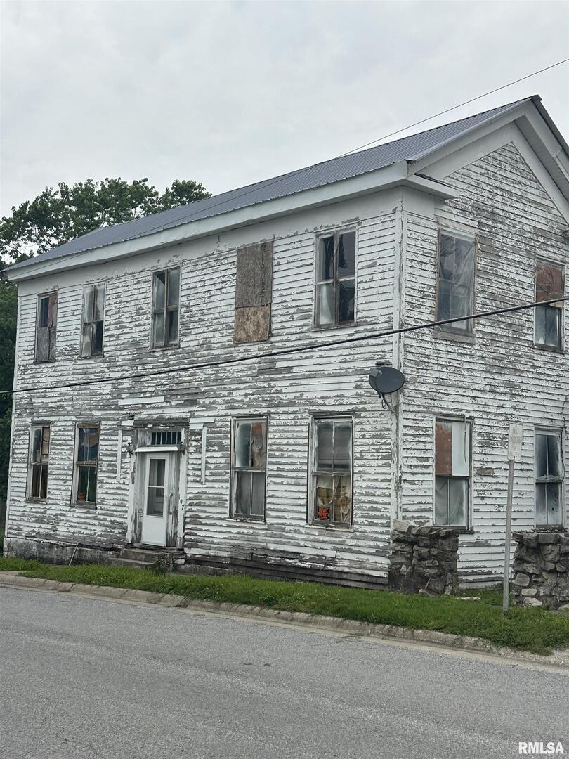 107 N Market St., Jonesboro, IL 62952