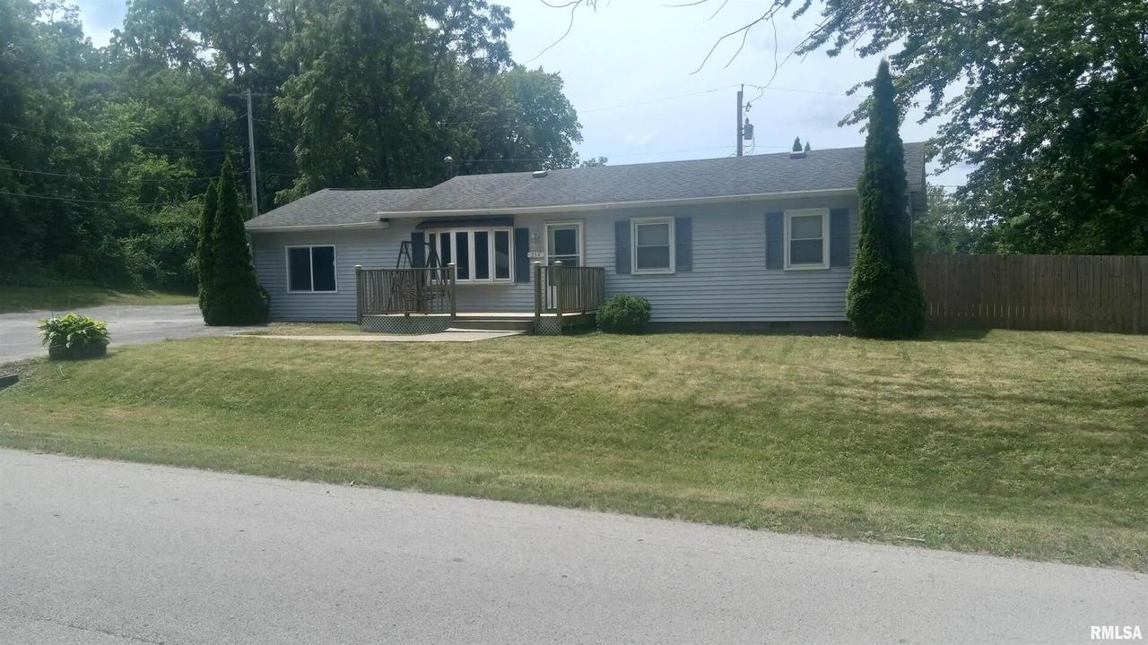 214 E 5th St., Coal Valley, IL 61240