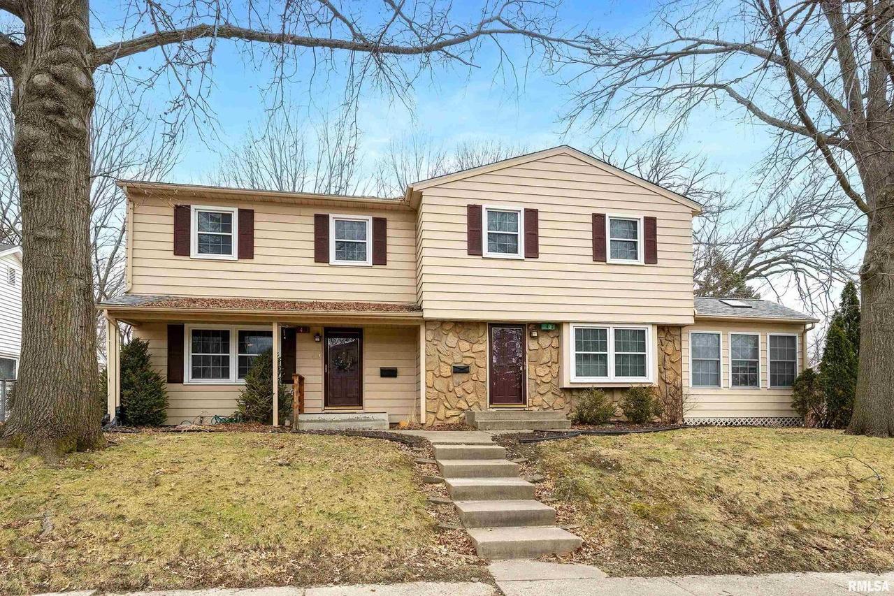 3401-3403 56th Street Pl. #2, Moline, IL 61265