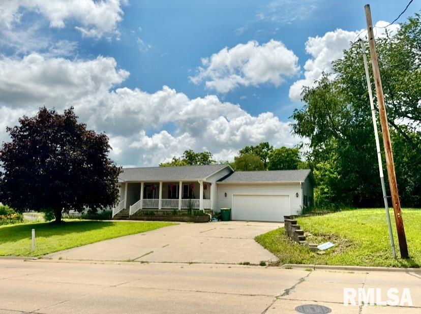 2268 E Knox St., Galesburg, IL 61401