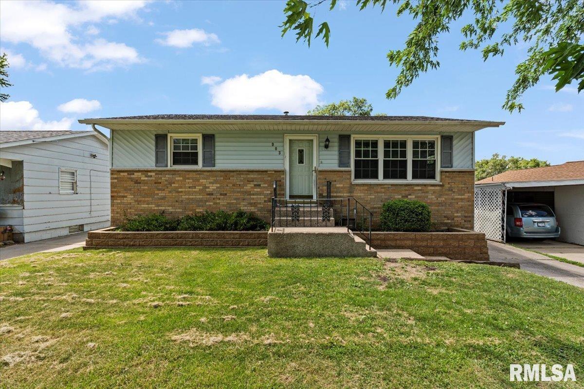 903 5th St., Colona, IL