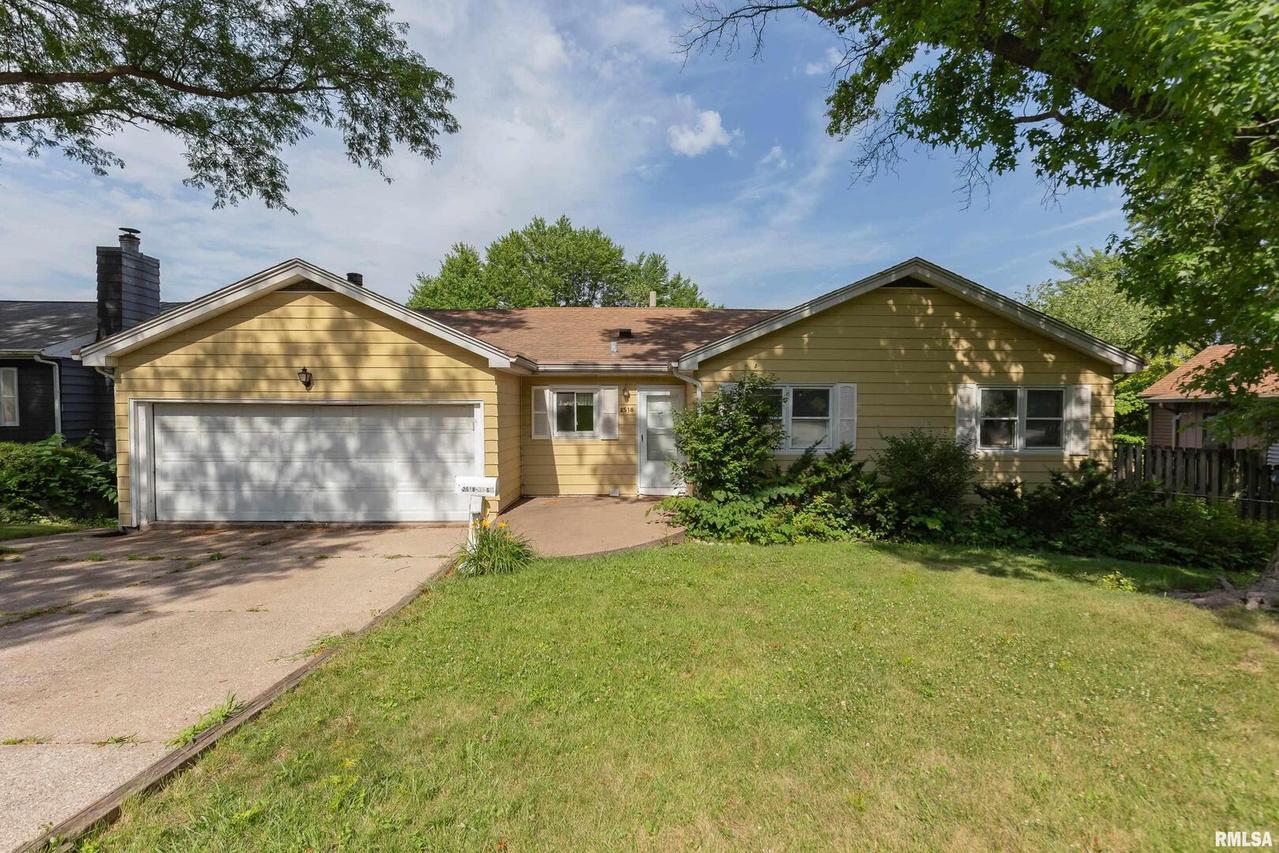 2518 13th St., Rock Island, IL 61201