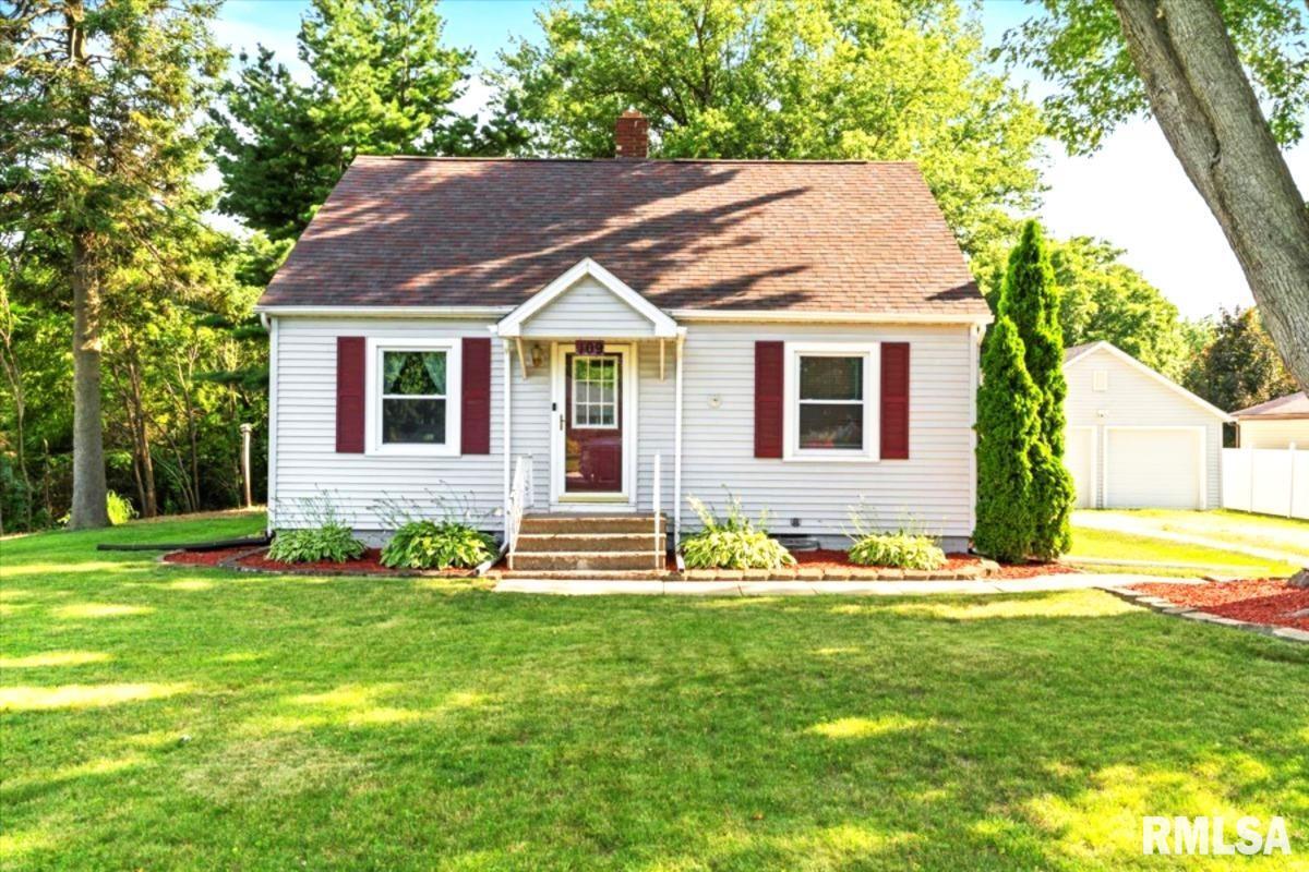 109 W 19th Ave., Coal Valley, IL 61240