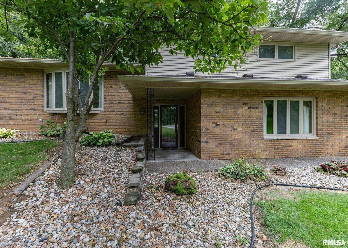 3309 Valley Dr., Geneseo, IL 61254