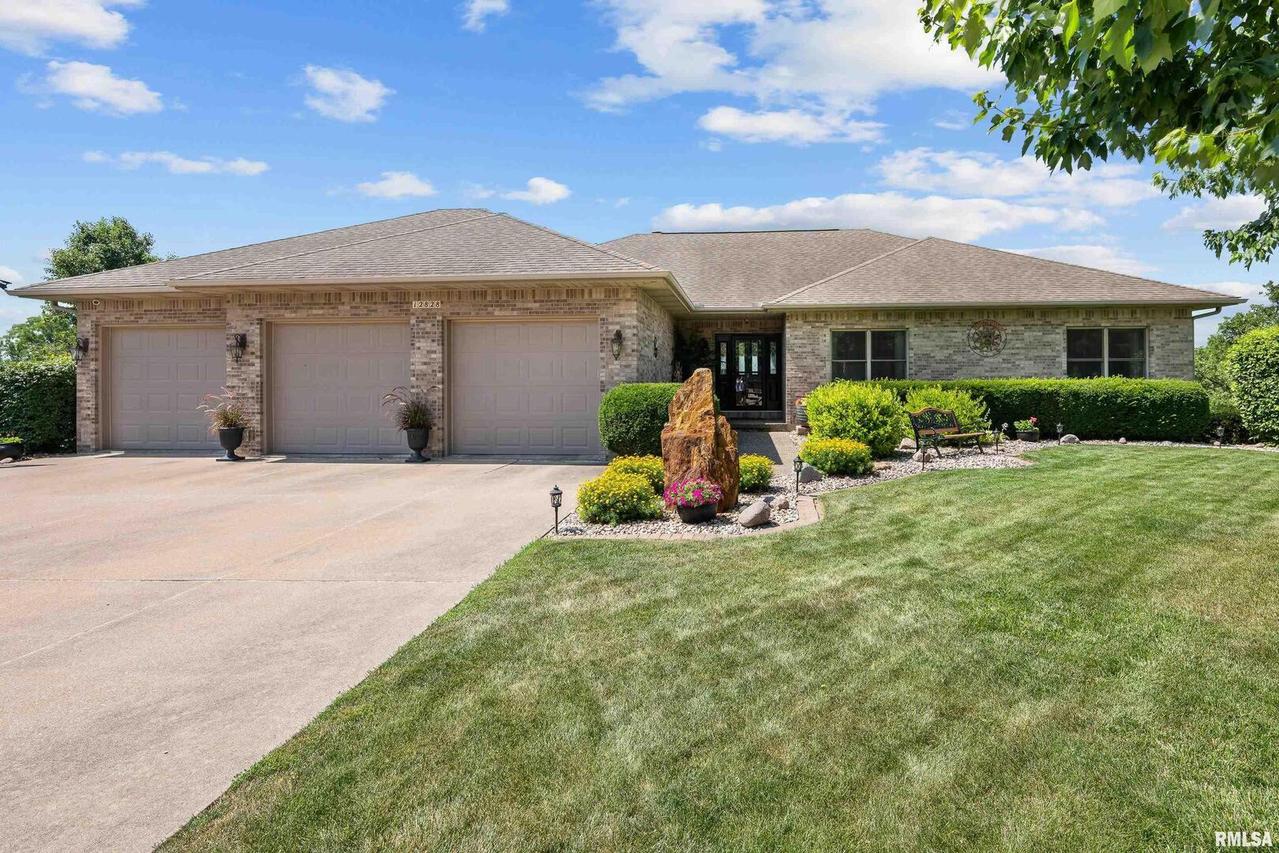 12828 25th Street Ct., Milan, IL 61264