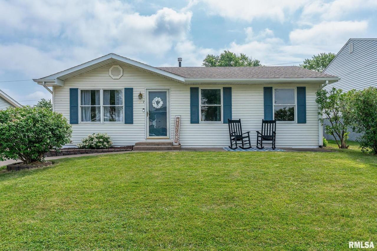 1817 W 3rd St., Milan, IL 61264