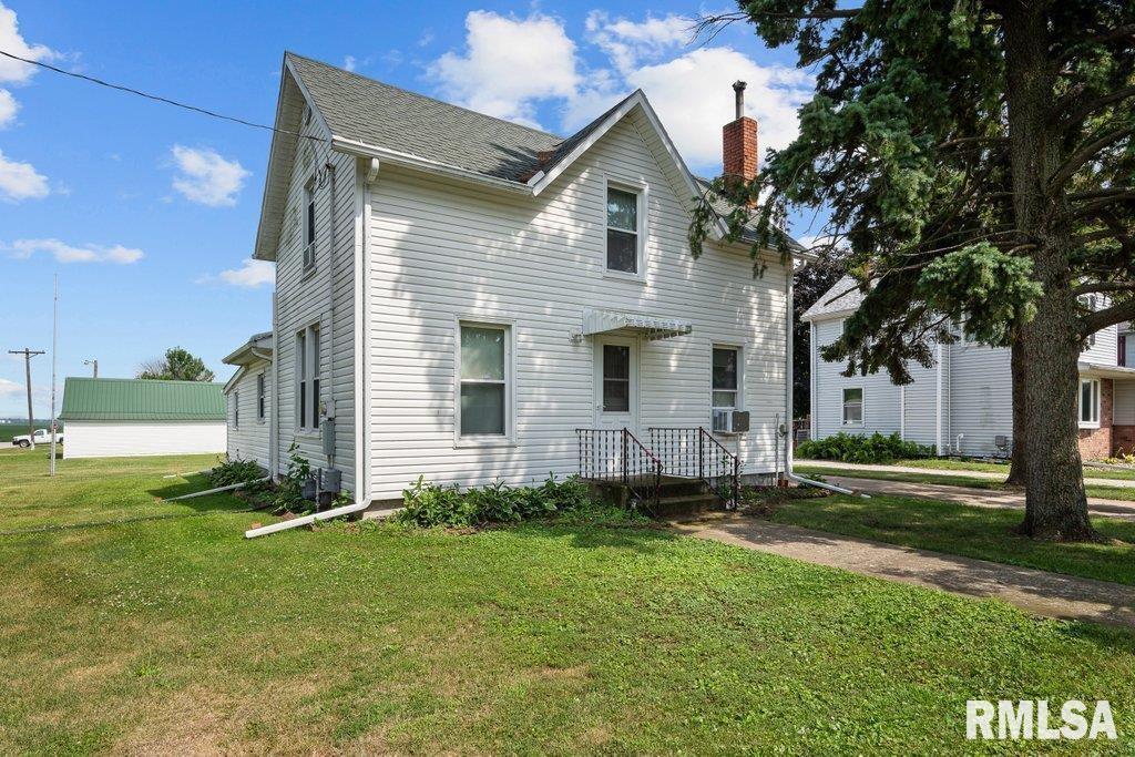 202 Washington Ave., Osco, IL 61274