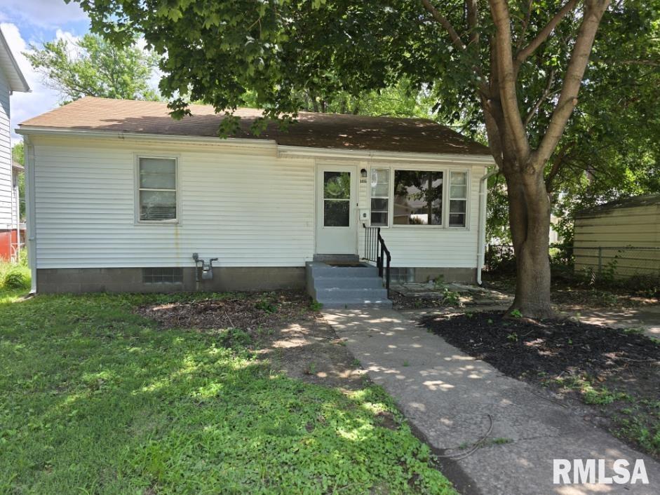 1405 26th St., Rock Island, IL 61201