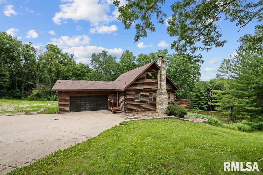 7319 106th Ave., Coal Valley, IL 61240