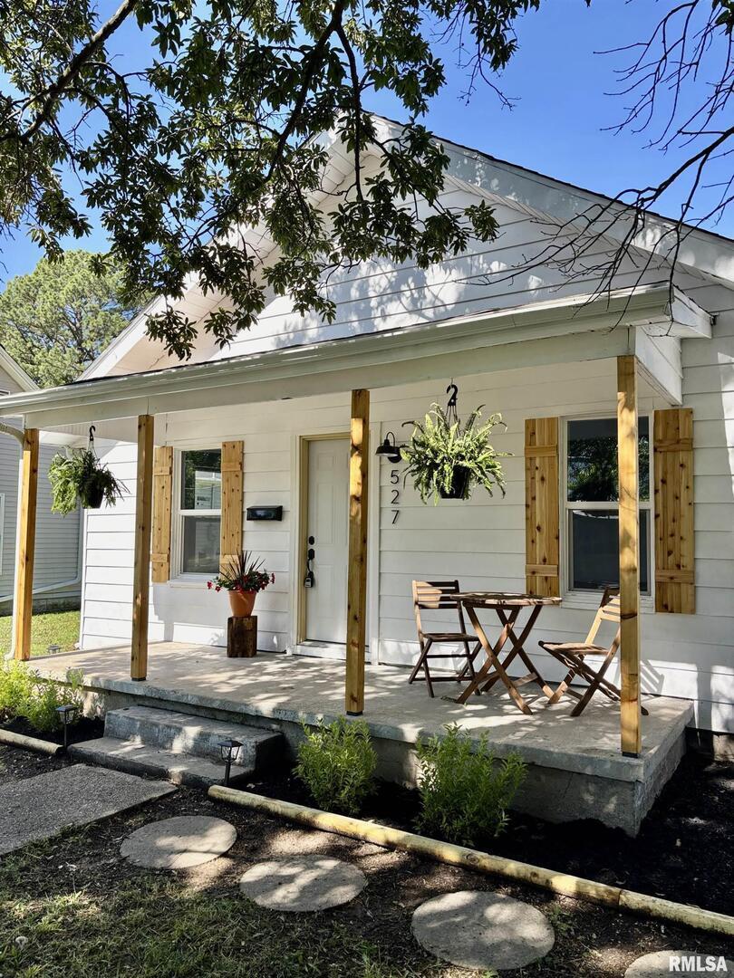 527 S Rotan St., Salem, IL 62881
