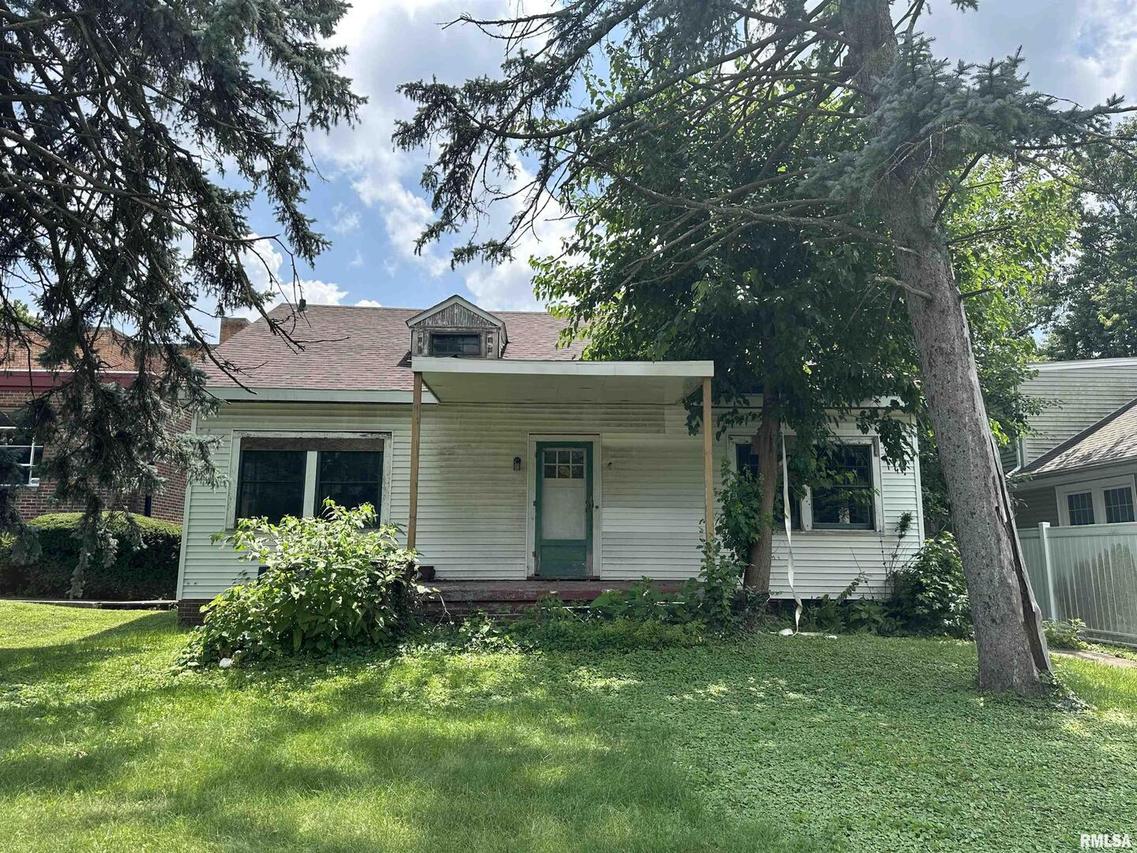 2430 Vermont St., Quincy, IL 62301