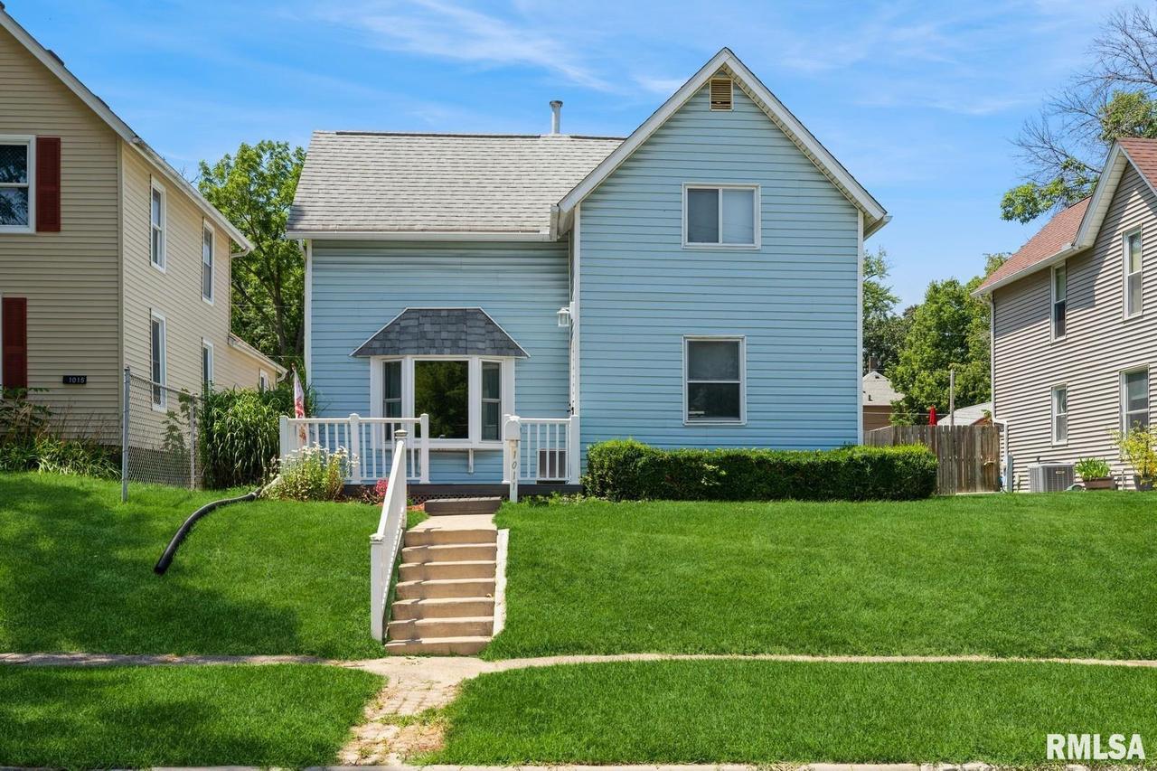 1011 25th St., Moline, IL