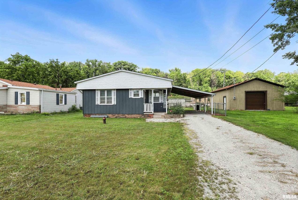 2605 47th Ave., Rock Island, IL 61201