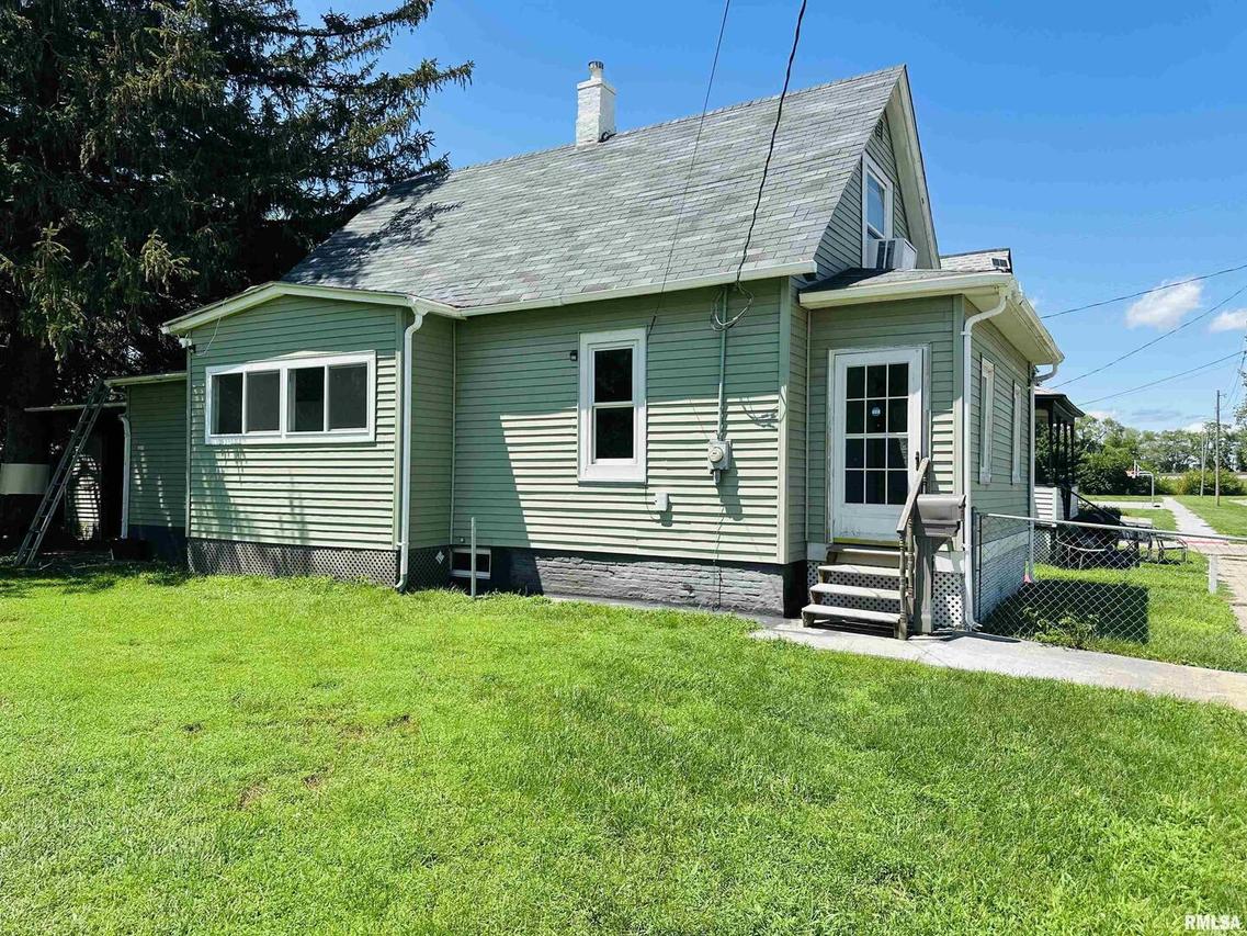 602 5th St., Rock Island, IL 61201