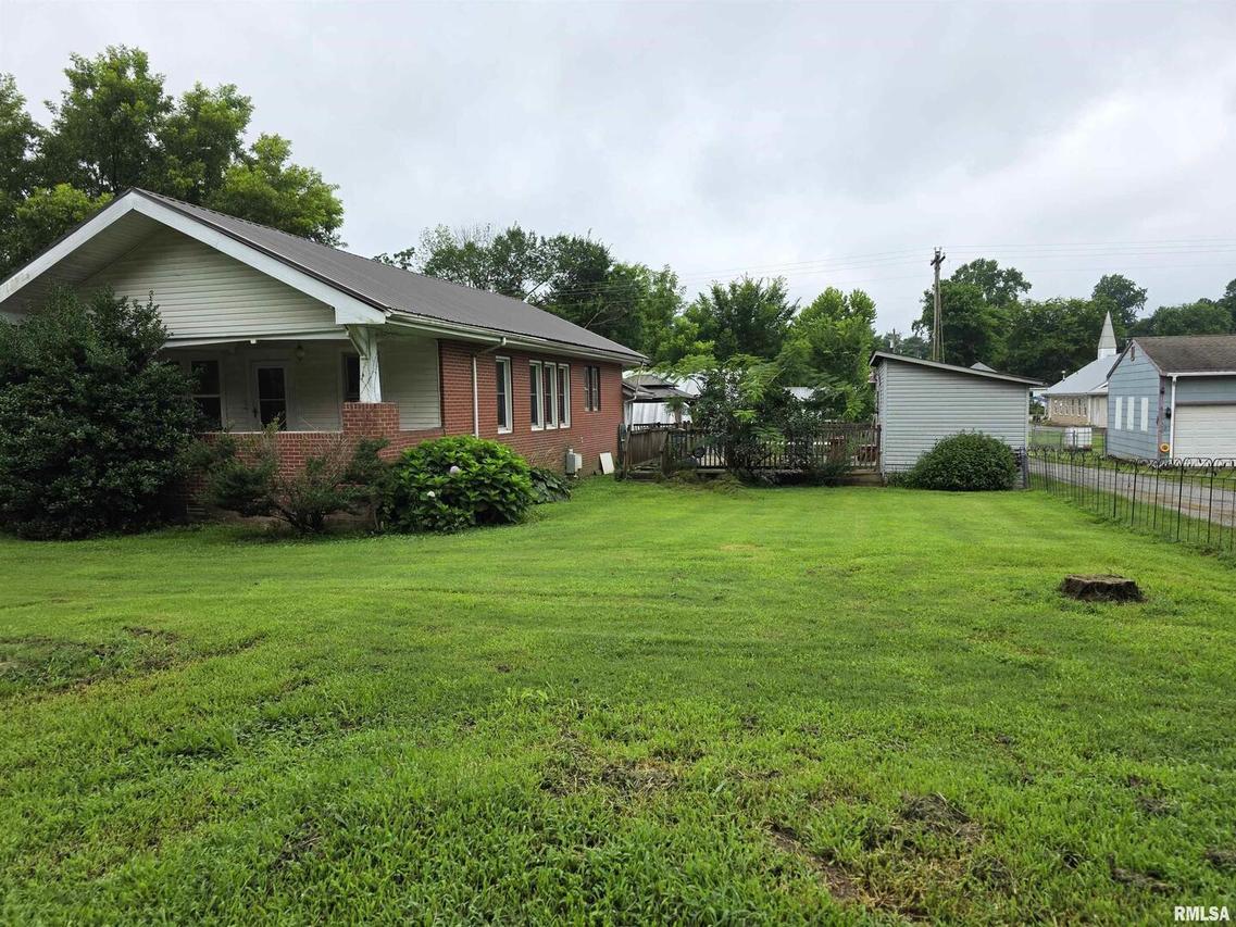 430 N Canal St., Cave In Rock, IL 62919