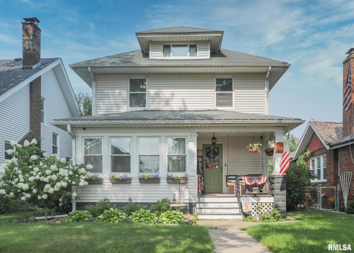 2131 15th St. #A, Moline, IL 61265