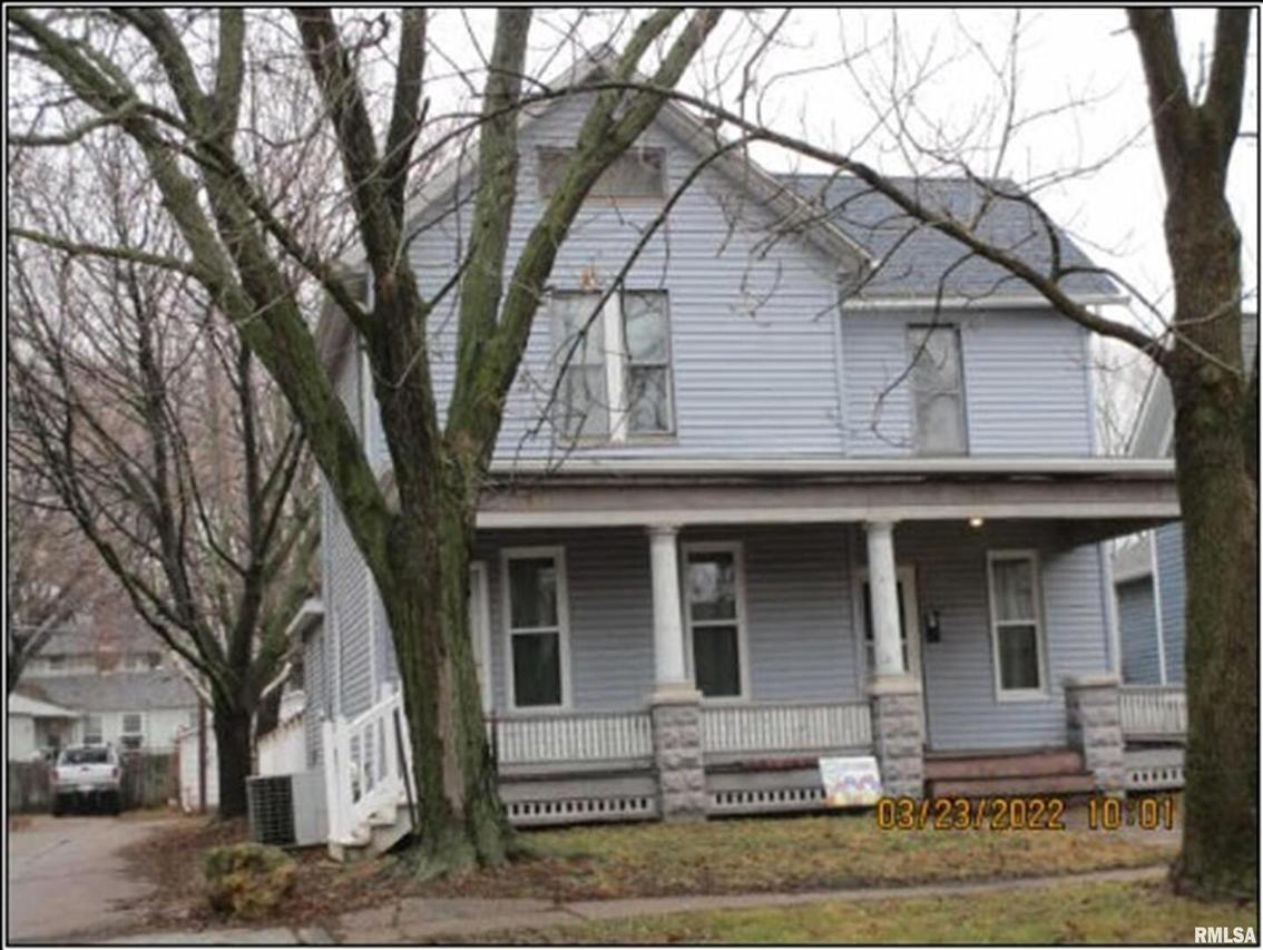 803 21st St., Rock Island, IL 61201