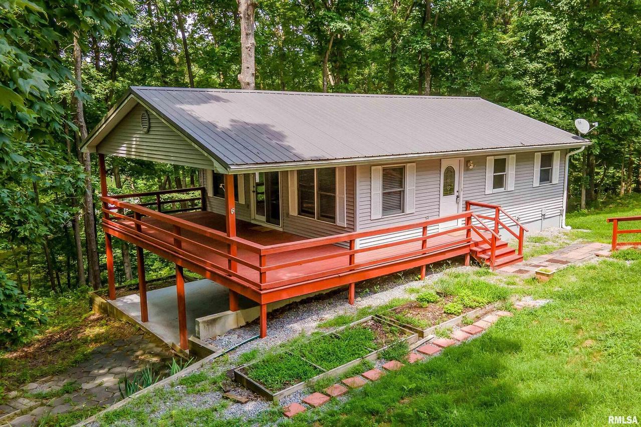 530 Poplar Rd., Tunnel Hill, IL 62972