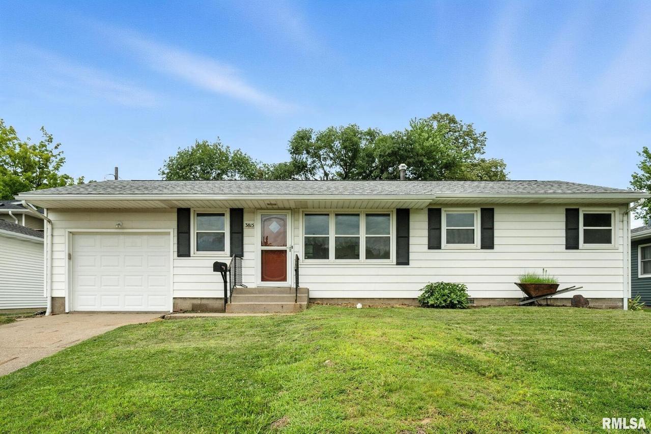3815 26th Ave., Rock Island, IL 61201