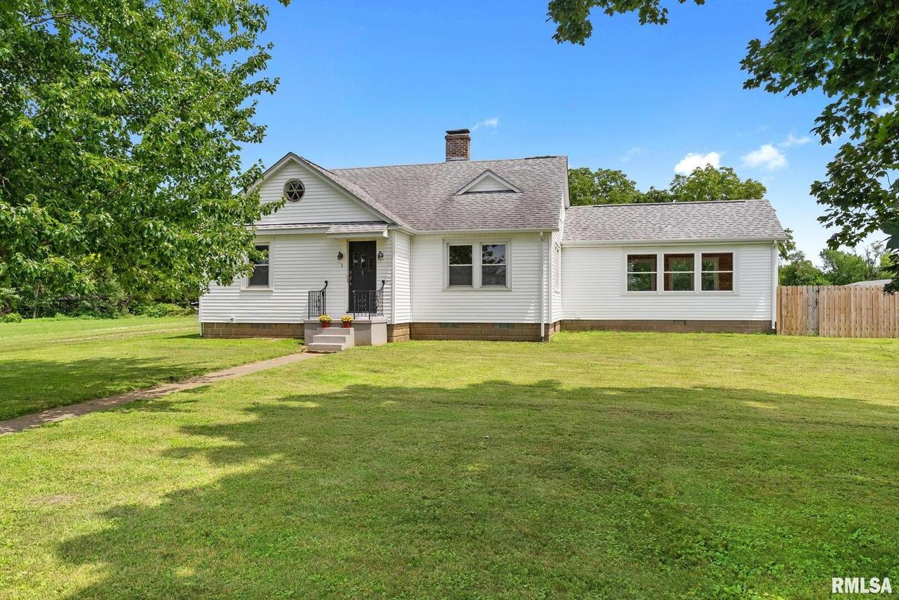 4418 11th St., East Moline, IL 61244