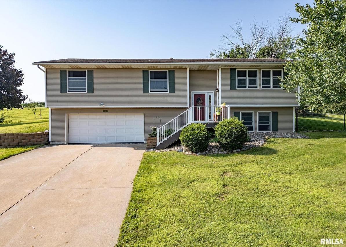 21 Western Oaks Dr., Orion, IL 61273