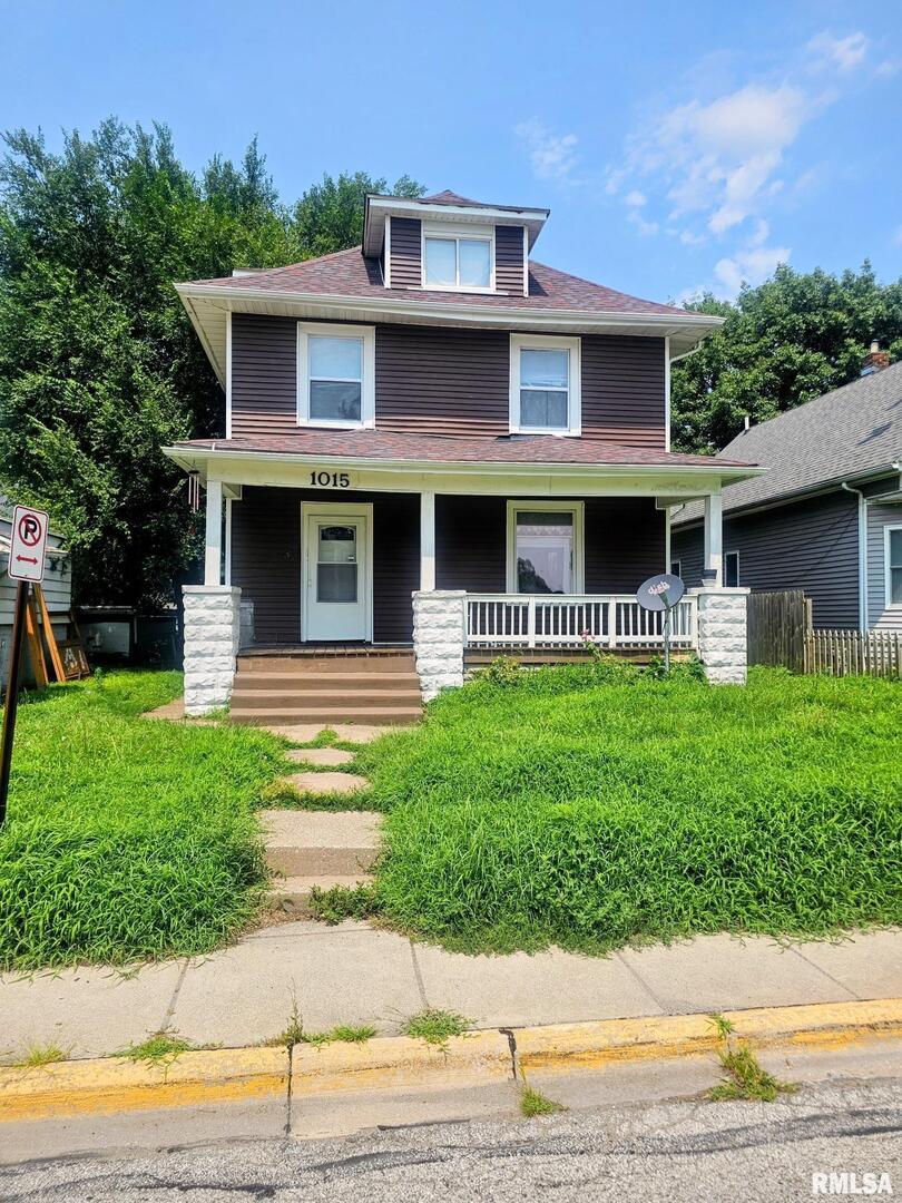1015 18th Ave., Rock Island, IL 61201