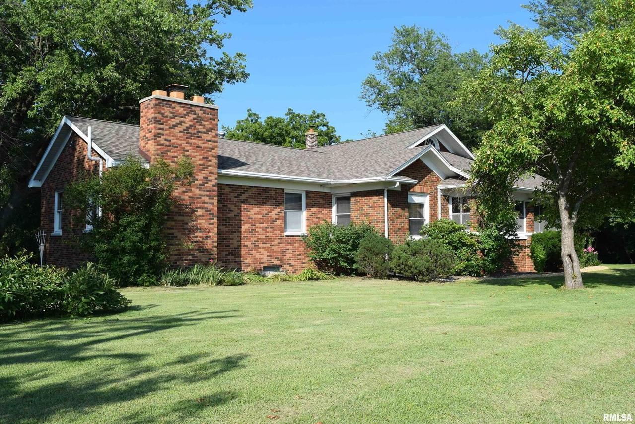 9927 Route 150, Coal Valley, IL 61240