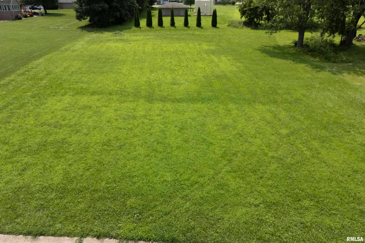 19 Sawgrass Dr., Coal Valley, IL 61240