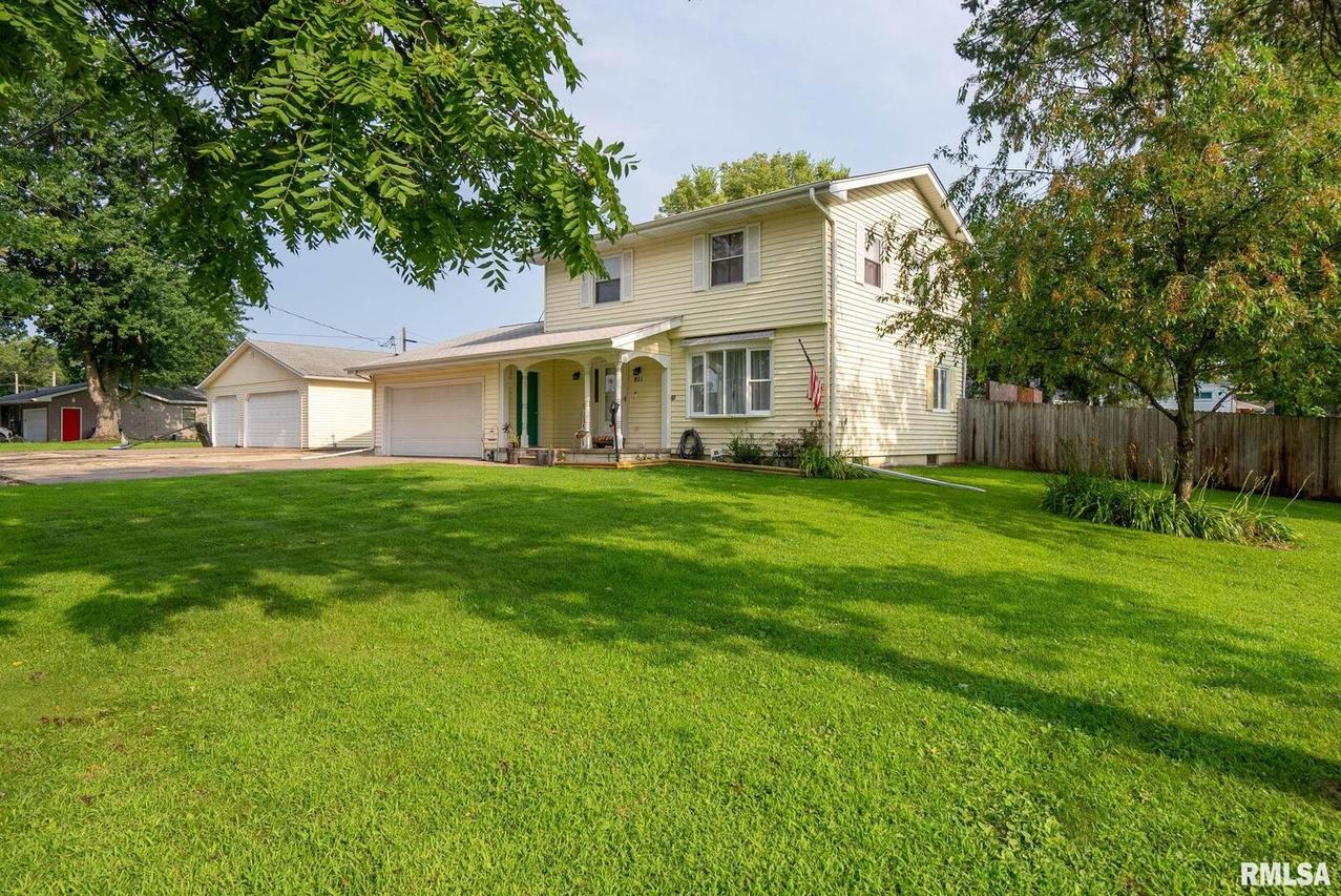 911 2nd Ave., Cordova, IL 61242