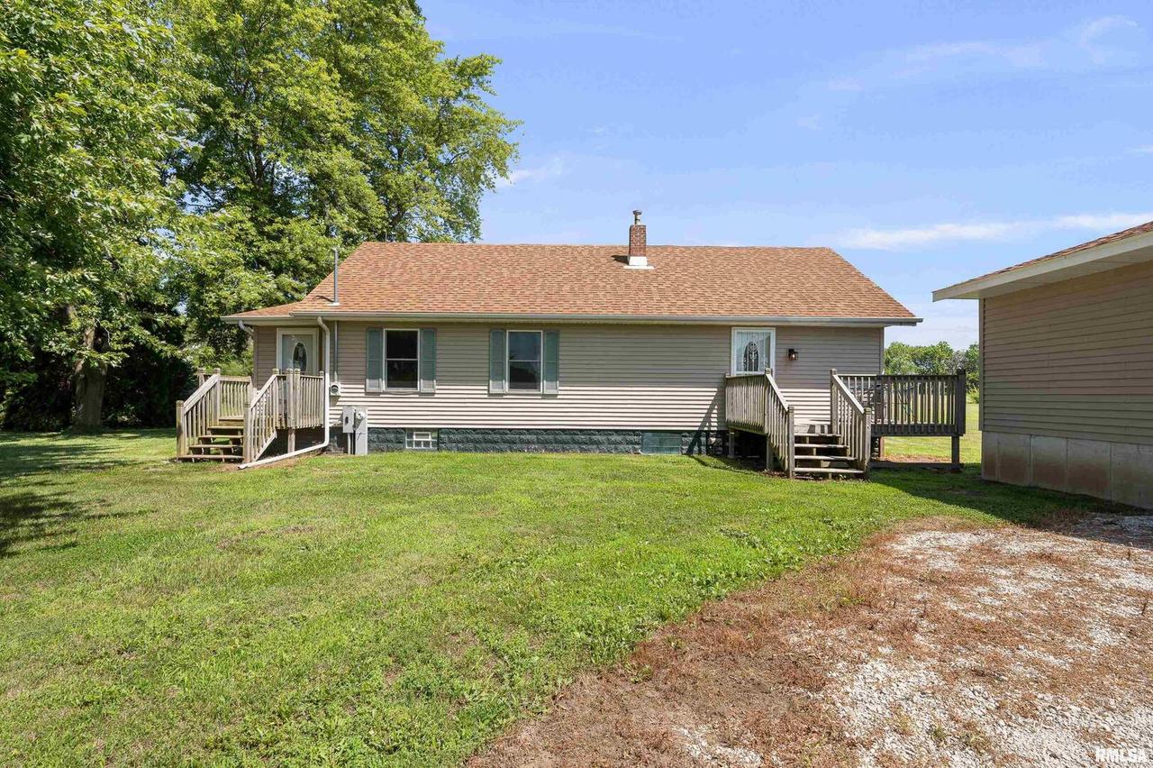 23856 2200th St., Geneseo, IL 61240