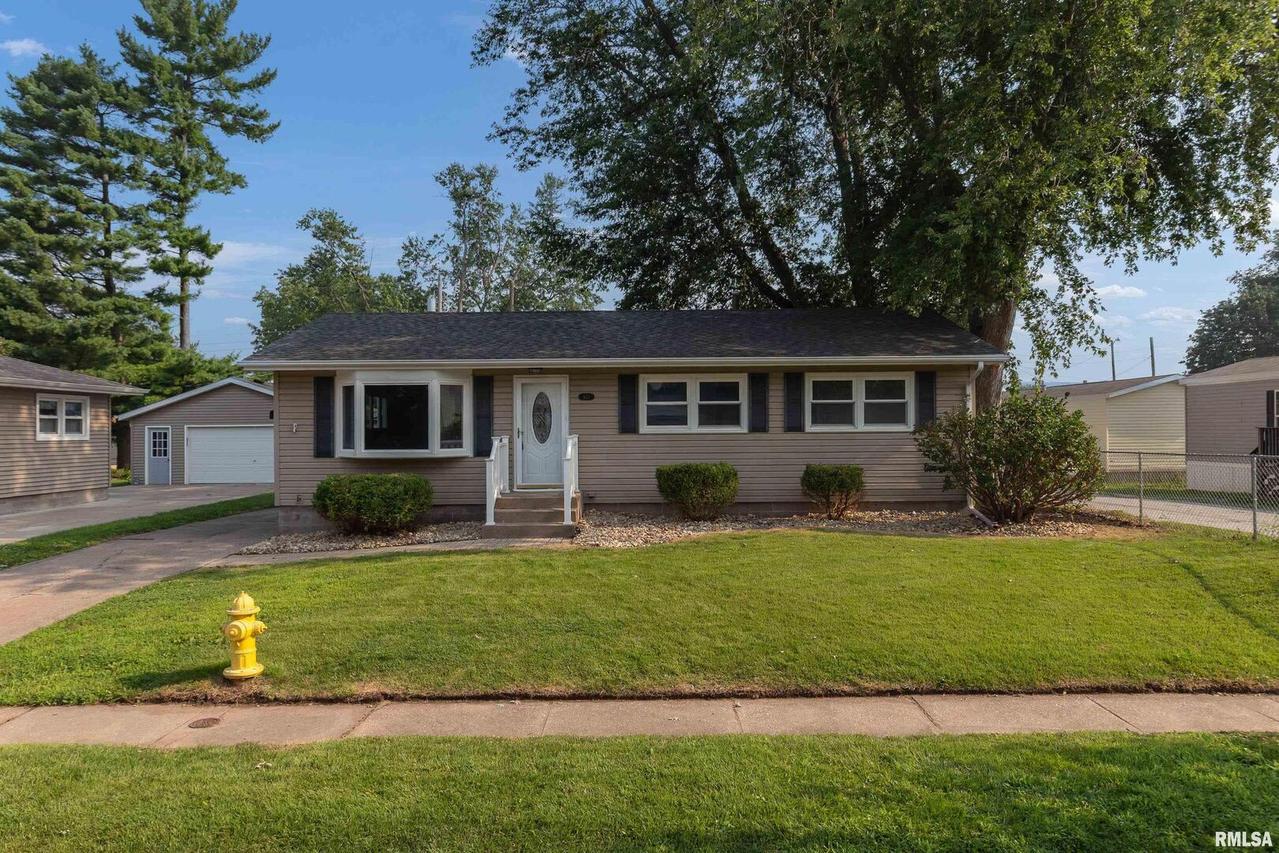 611 79th Ave., Rock Island, IL 61201