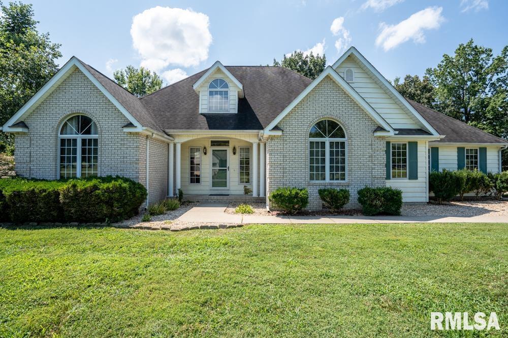 15 Timber Creek Dr., Herrin, IL 62948