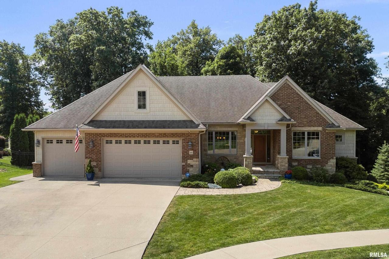 14 Chippiannock Tr., Rock Island, IL 61201