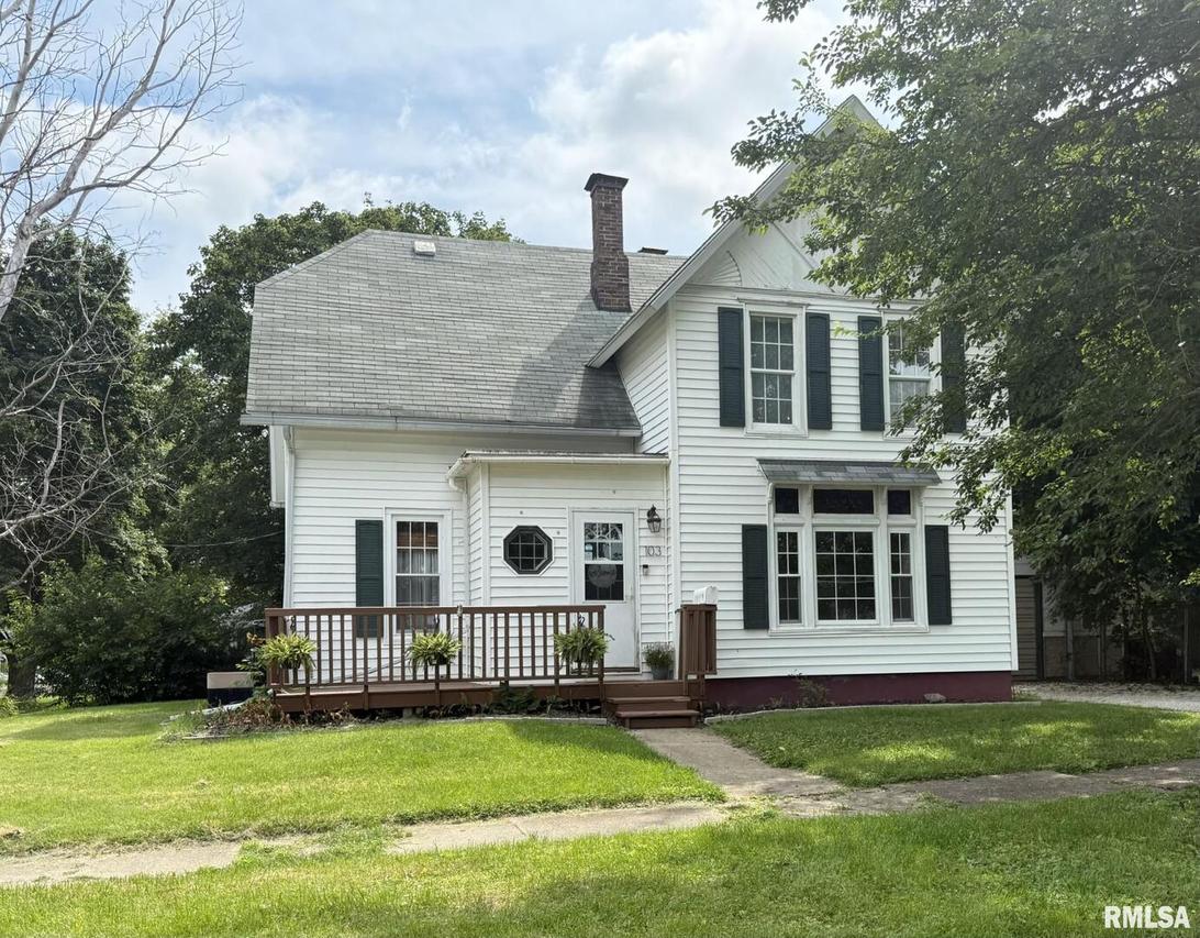103 SE 2nd Ave., Galva, IL 61434