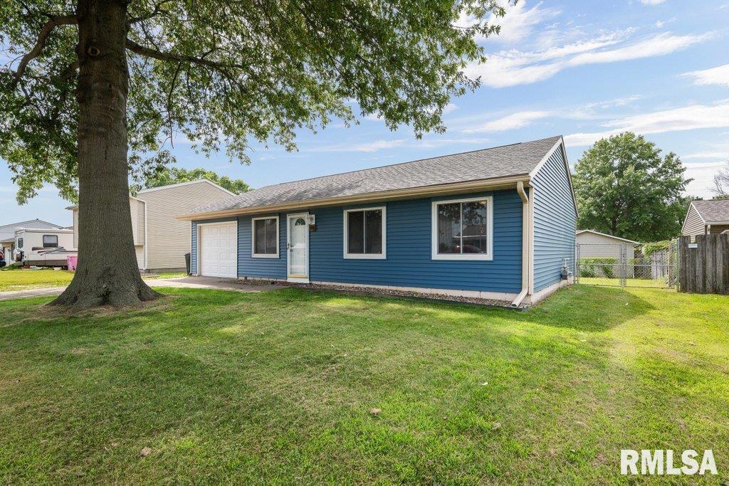 909 Ash Dr., Colona, IL 61241