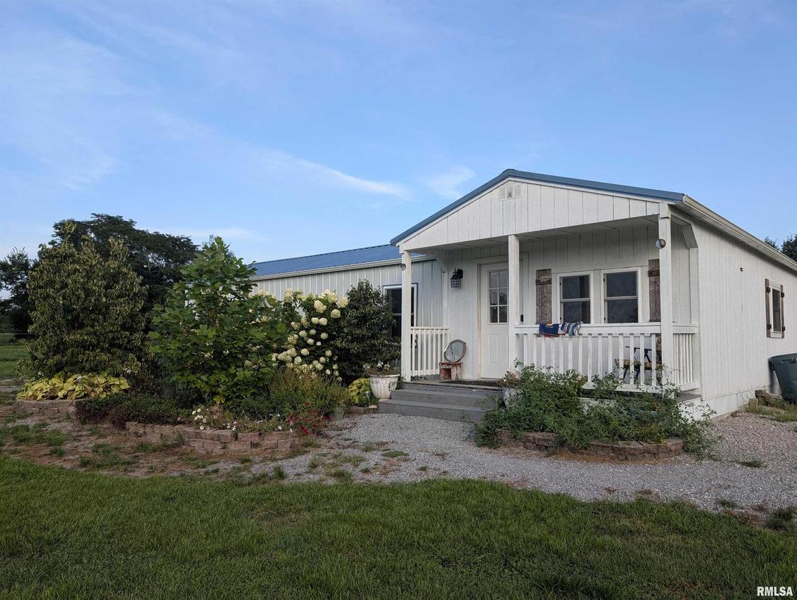 784 Eddyville Rd., Eddyville, IL 62928