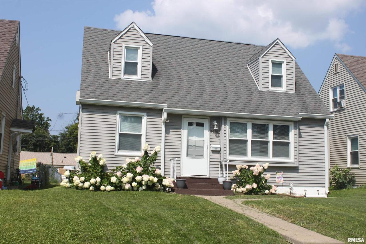 2030 33rd St., Rock Island, IL 61201