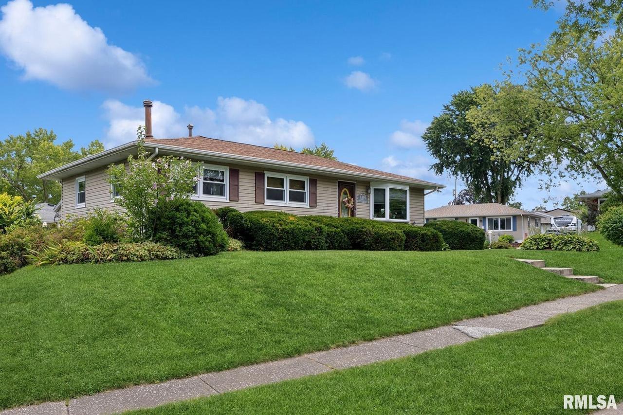 8101 8 1/2 St., Rock Island, IL 61201