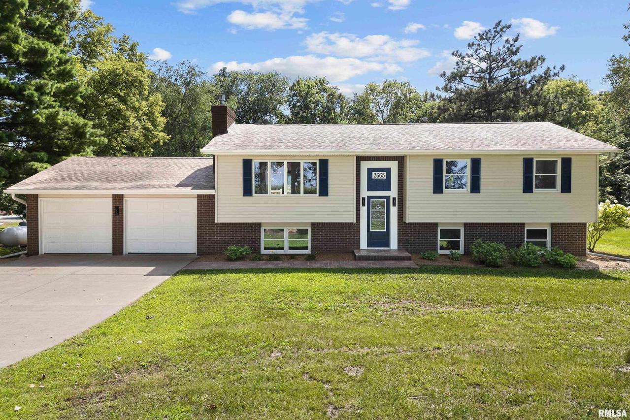 2665 145th Ave., Sherrard, IL 61281