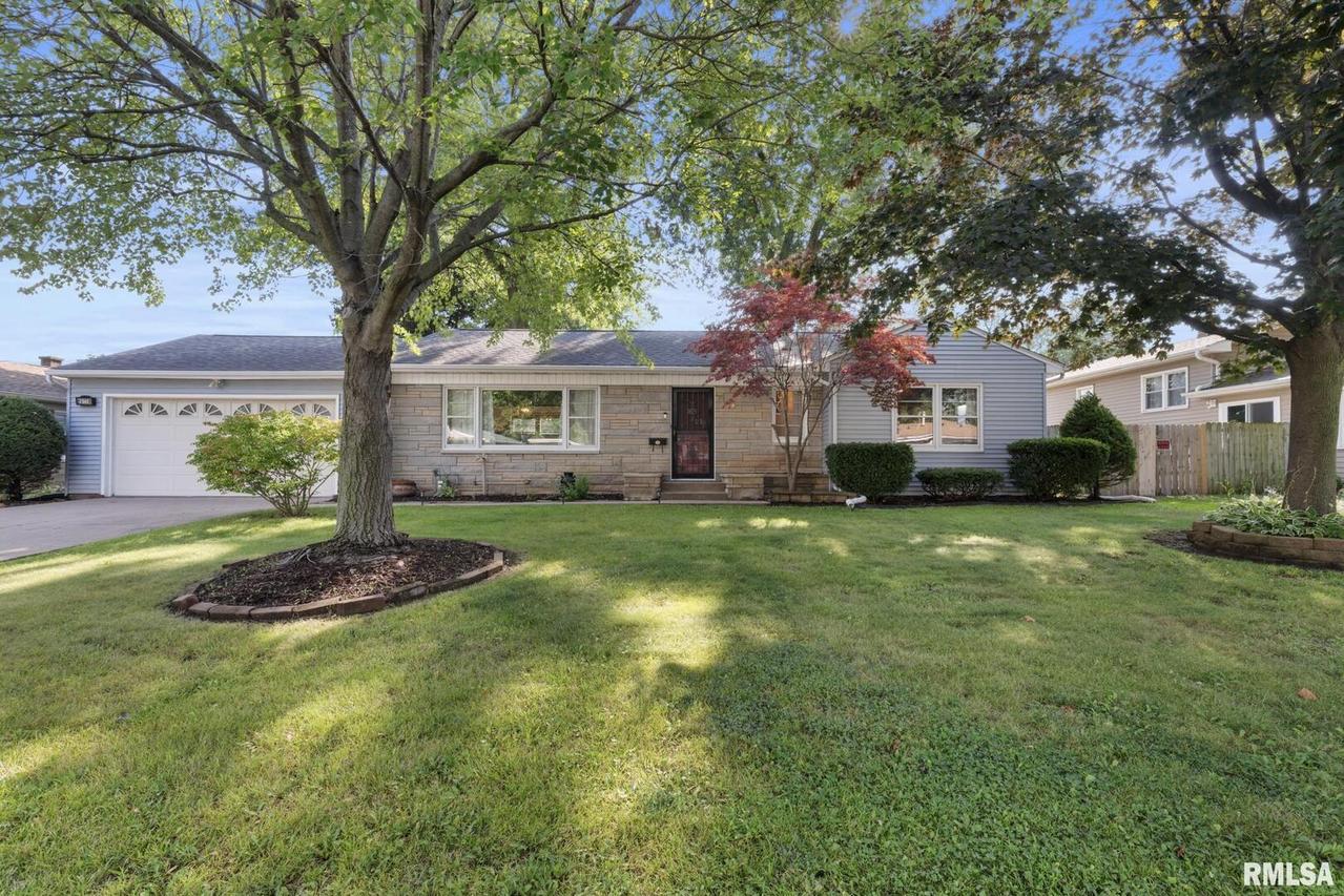 2646 5th Street Ct., East Moline, IL 61244