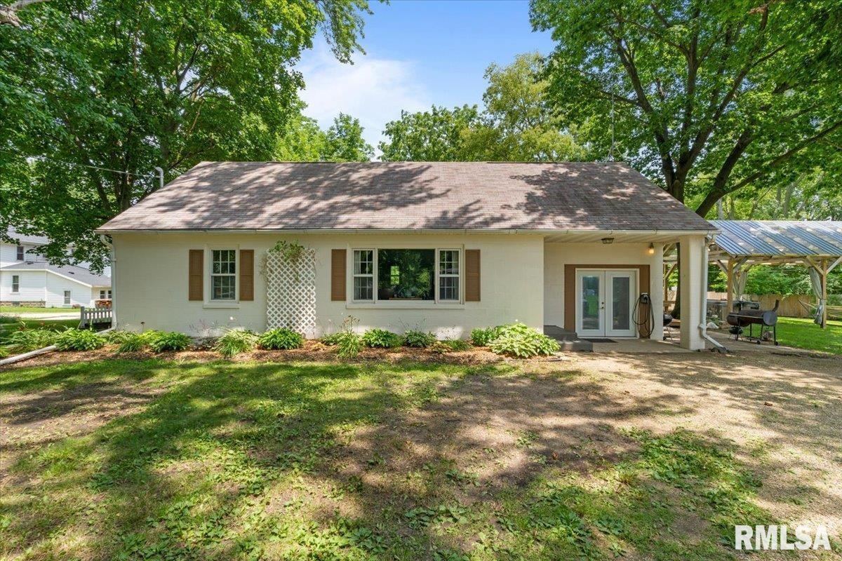 609 Washington St., Prophetstn, IL 61277