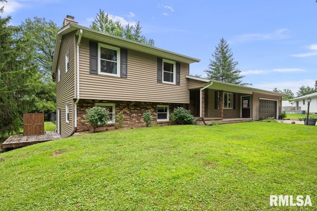 630 Hillandale Dr., Morrison, IL 61270