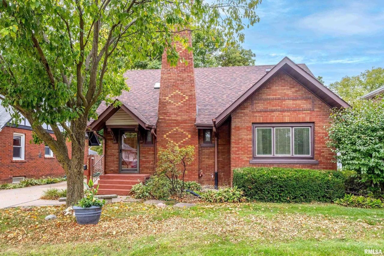 2534 30th St St., Rockisland, IL 61201