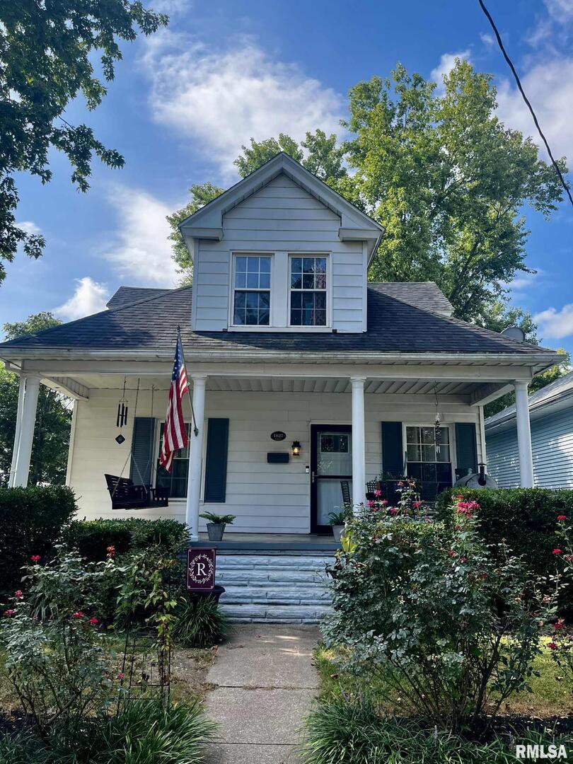 1827 Edith St., Murphysboro, IL 62966