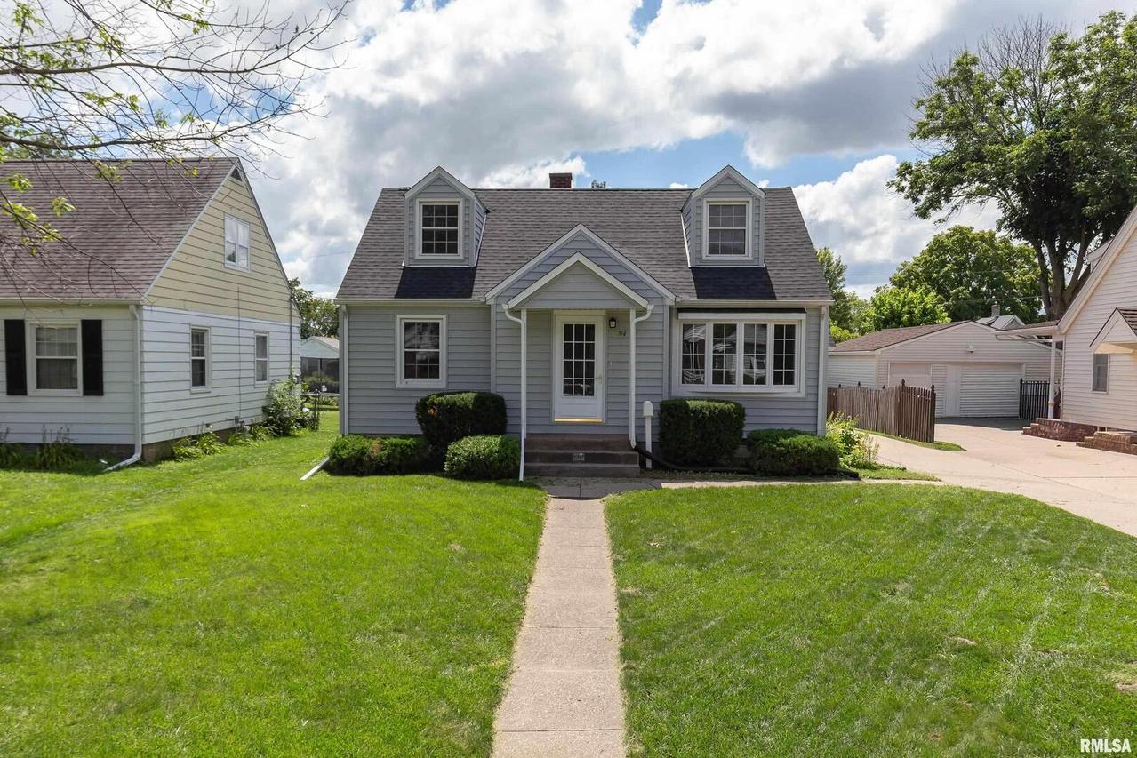514 28th Ave., Moline, IL 61265