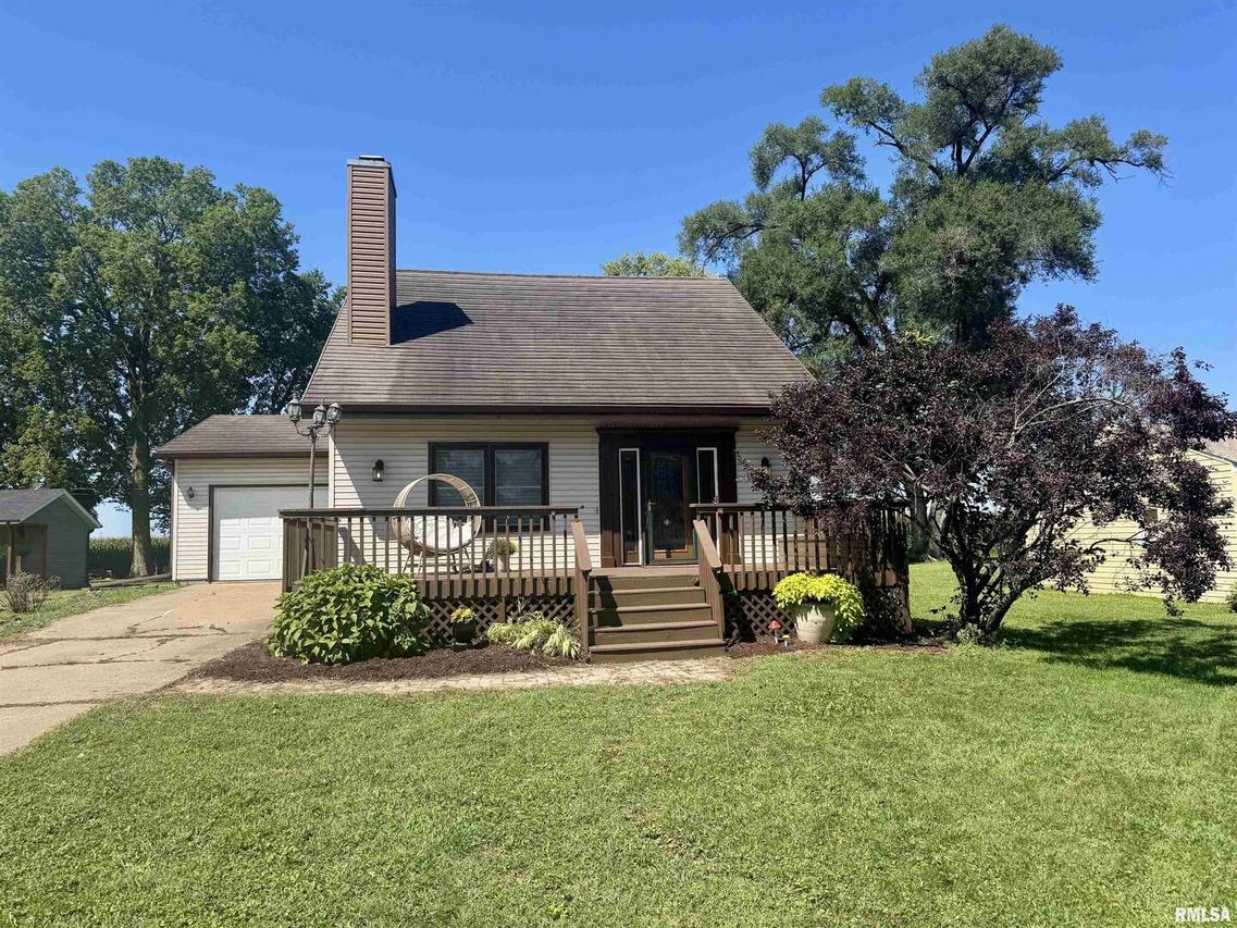 1015 8th St., Colona, IL 61241