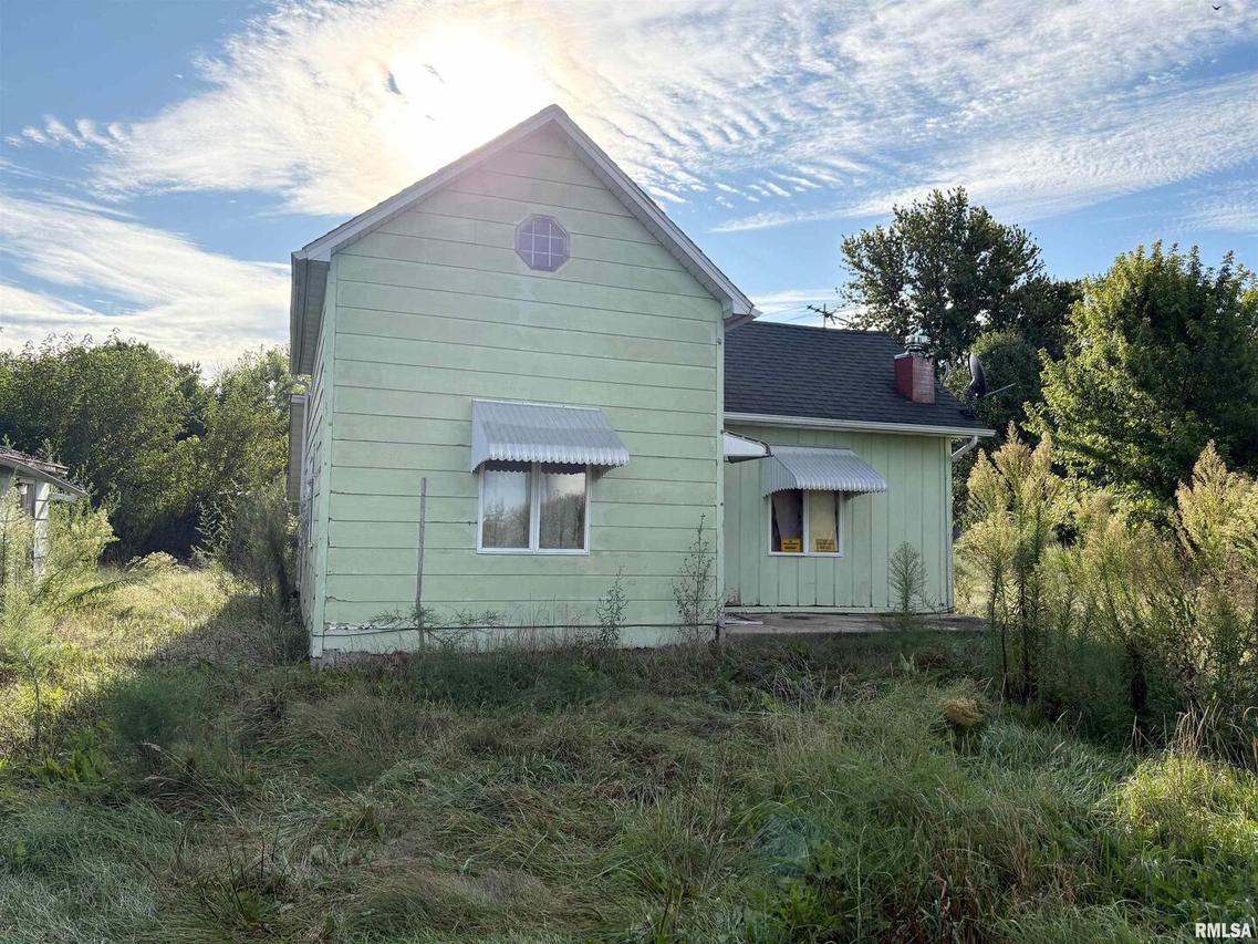 650 Township Road 1021 E, Princeville, IL 61559